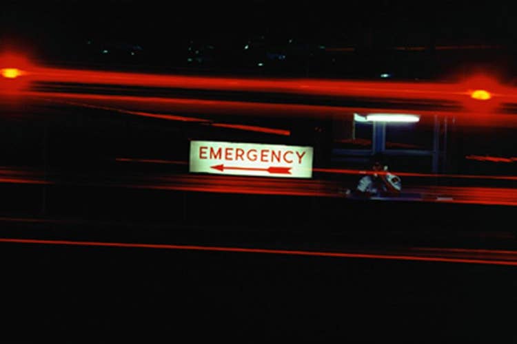 EmergencyRoomSign_low.jpg